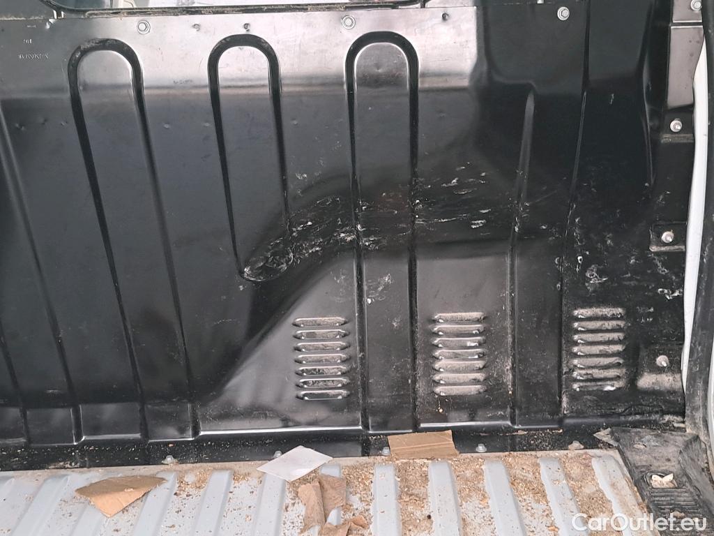  Dacia  Dokker DACIA  / 2013 / 4P / furgón derivado de turismo Van Essential Blue dCi 70kW (95CV) #61