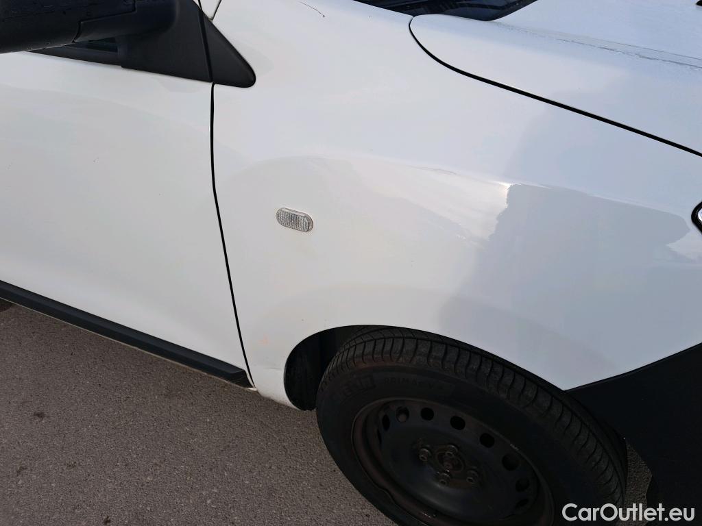  Dacia  Dokker DACIA  / 2013 / 4P / furgón derivado de turismo Van Essential Blue dCi 70kW (95CV) #29