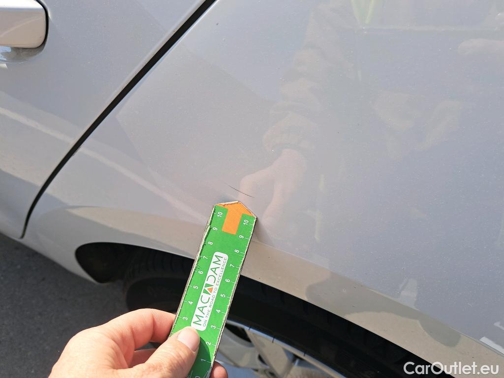  Seat  Leon SEAT Nuevo León / 2020 / 5P / berlina con portón 2.0 TDI 85kW S&S Style Go (AC2) #16