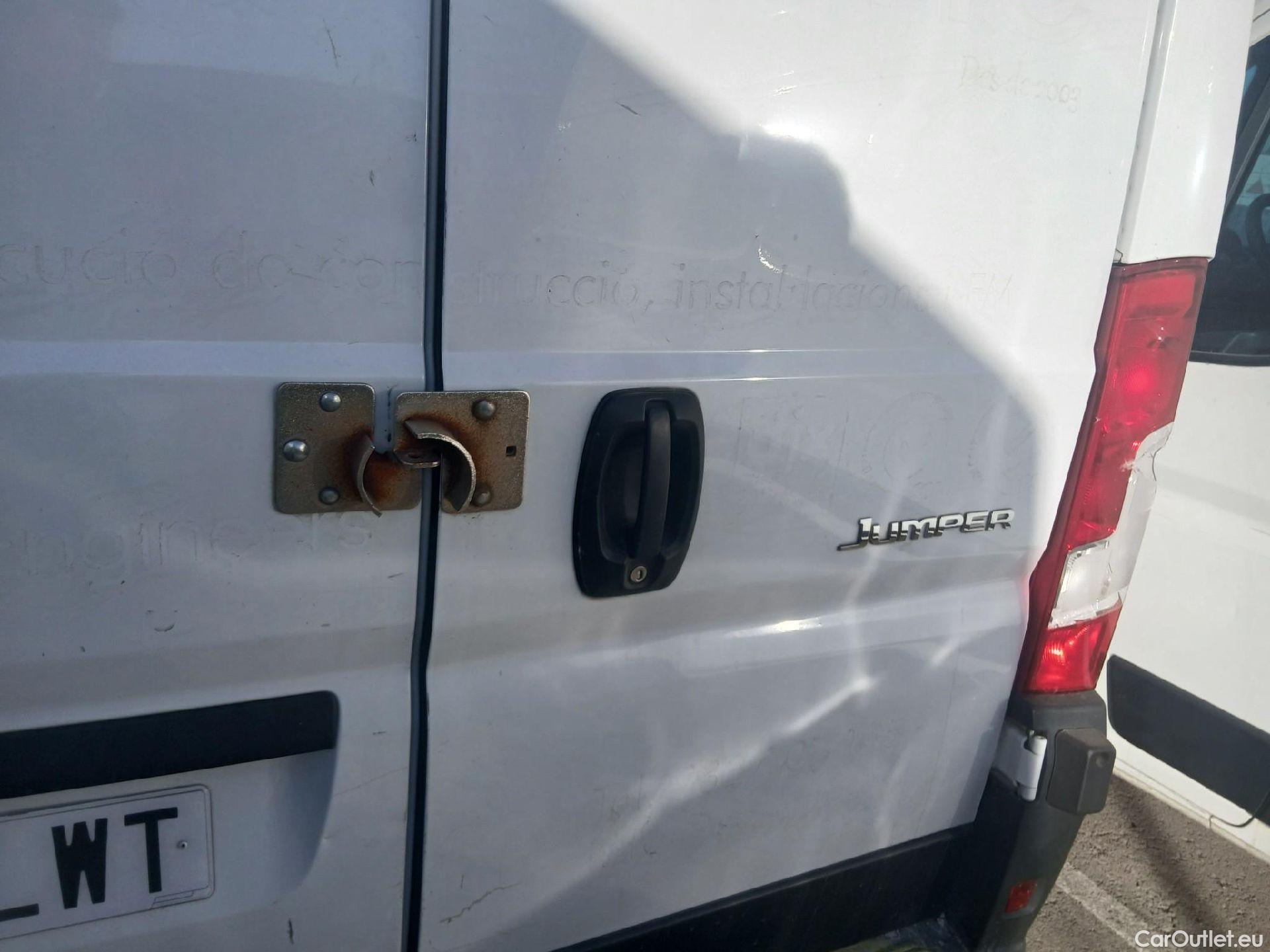  Citroen  Jumper CITROEN  / 2014 / 4P / furgón BlueHDi 88KW (120CV) Furgón 35L2H2 #25