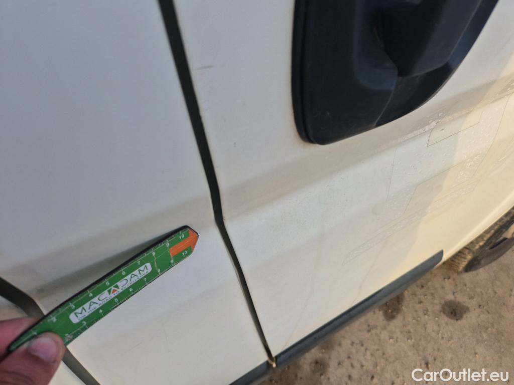  Citroen  Jumper CITROEN  / 2014 / 4P / combi BlueHDi 88KW (120CV) S&S Combi 33 L2H2 #39