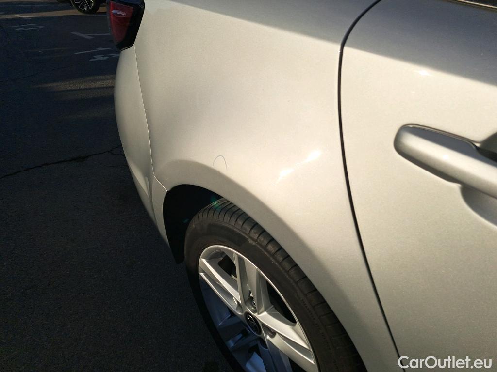  Toyota  Corolla TOYOTA  / 2019 / 5P / familiar 1.8 125H ACTIVE TECH E-CVT TOU SPORT #37