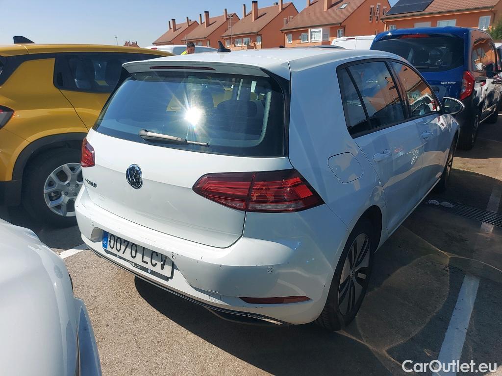  Volkswagen  Golf  VOLKSWAGEN / 2016 / 5P / berlina con portón e-ePower 110 kW (136CV) #1