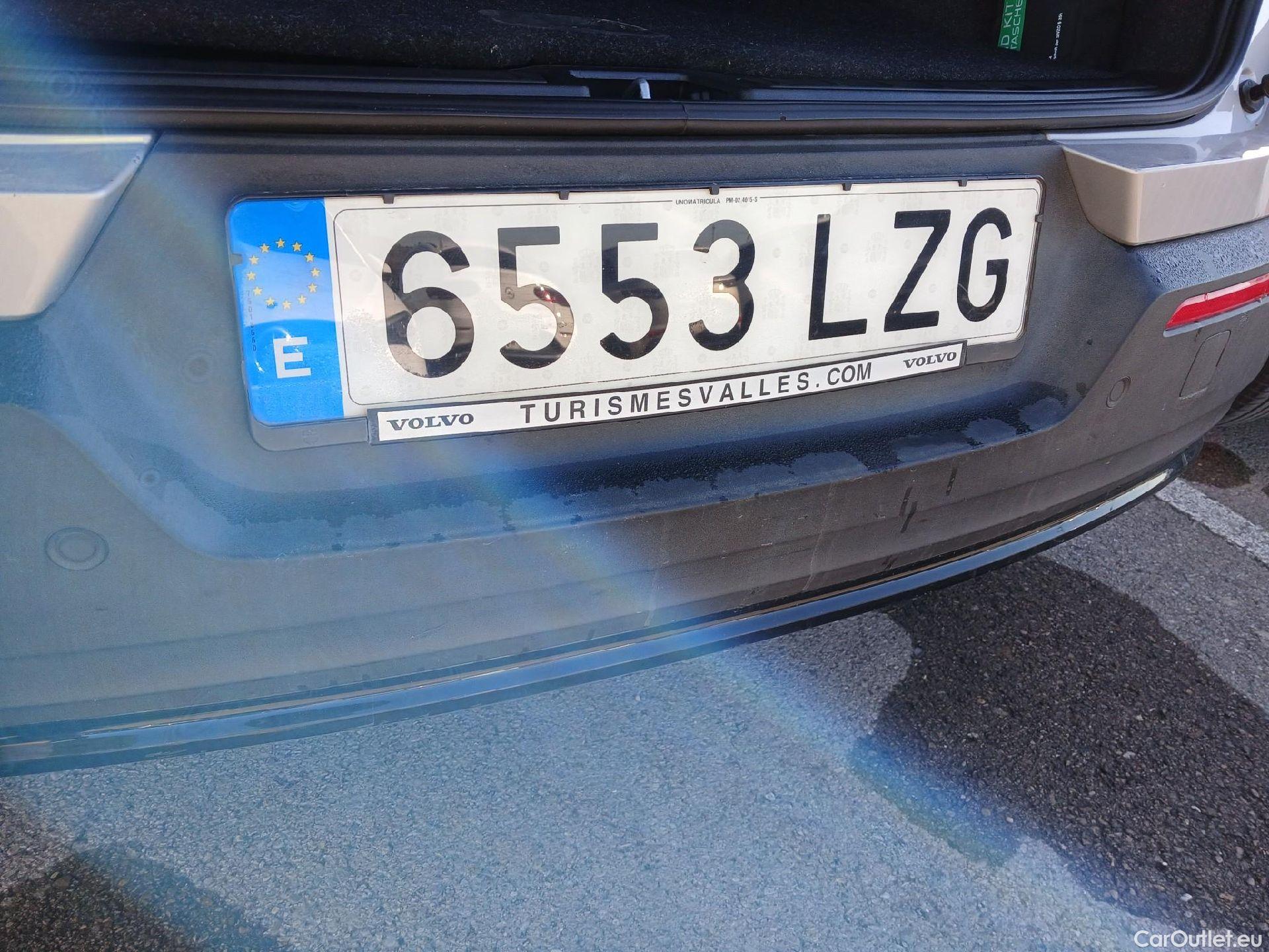  Volvo  XC 40 VOLVO XC40 / 2021 / 5P / todoterreno 1.5 T5 Twin Recharge Plus Dark Auto #12