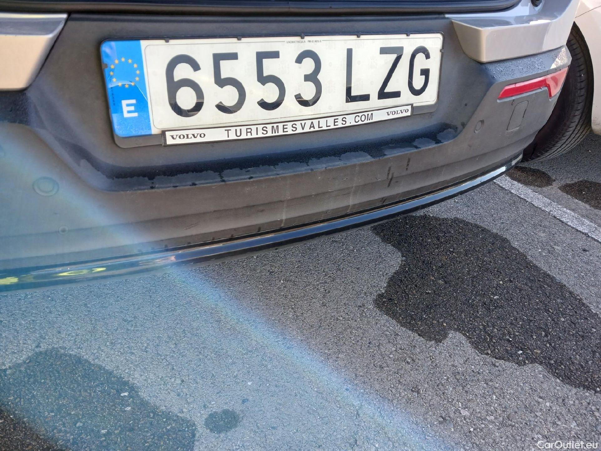  Volvo  XC 40 VOLVO XC40 / 2021 / 5P / todoterreno 1.5 T5 Twin Recharge Plus Dark Auto #11