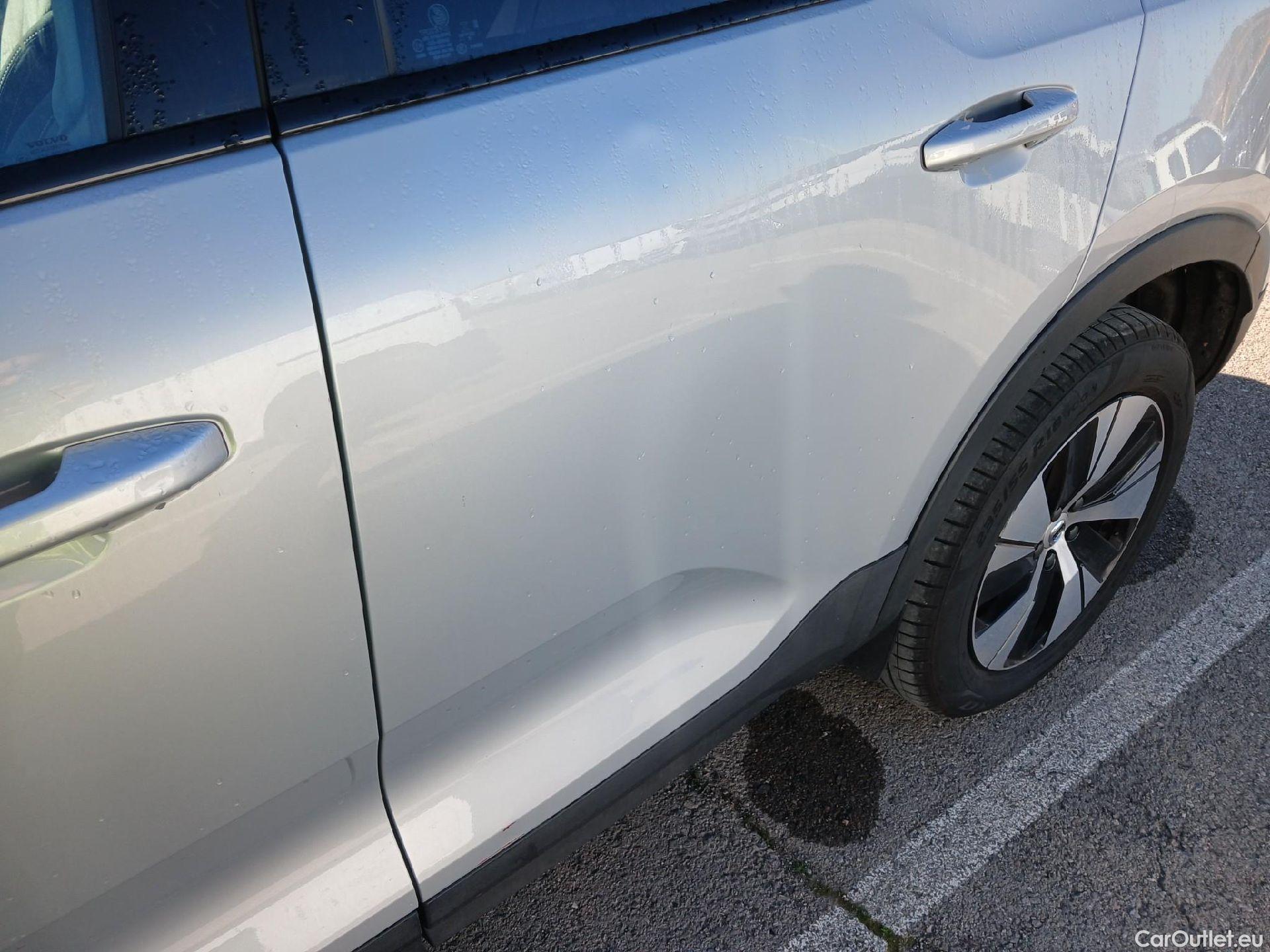  Volvo  XC 40 VOLVO XC40 / 2021 / 5P / todoterreno 1.5 T5 Twin Recharge Plus Dark Auto #6