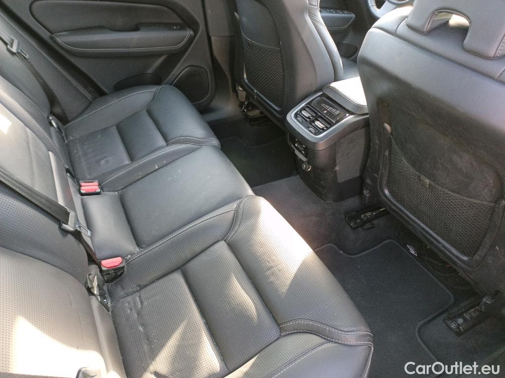  Volvo  XC60 VOLVO  / 2017 / 5P / todoterreno 2.0 B5 D5 AWD Inscription Auto #1