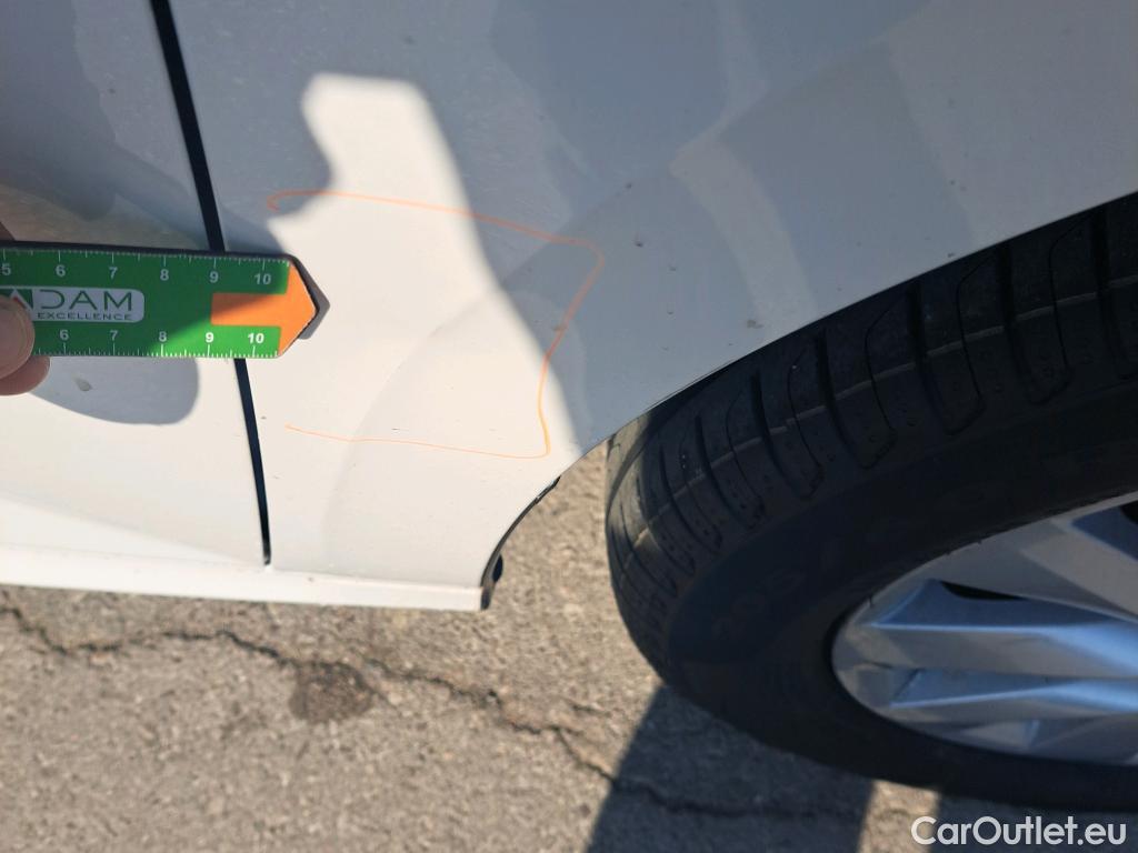  Skoda  KAMIQ SKODA  1.0 TSI 81kW (110CV) DSG Ambition (CX) #2