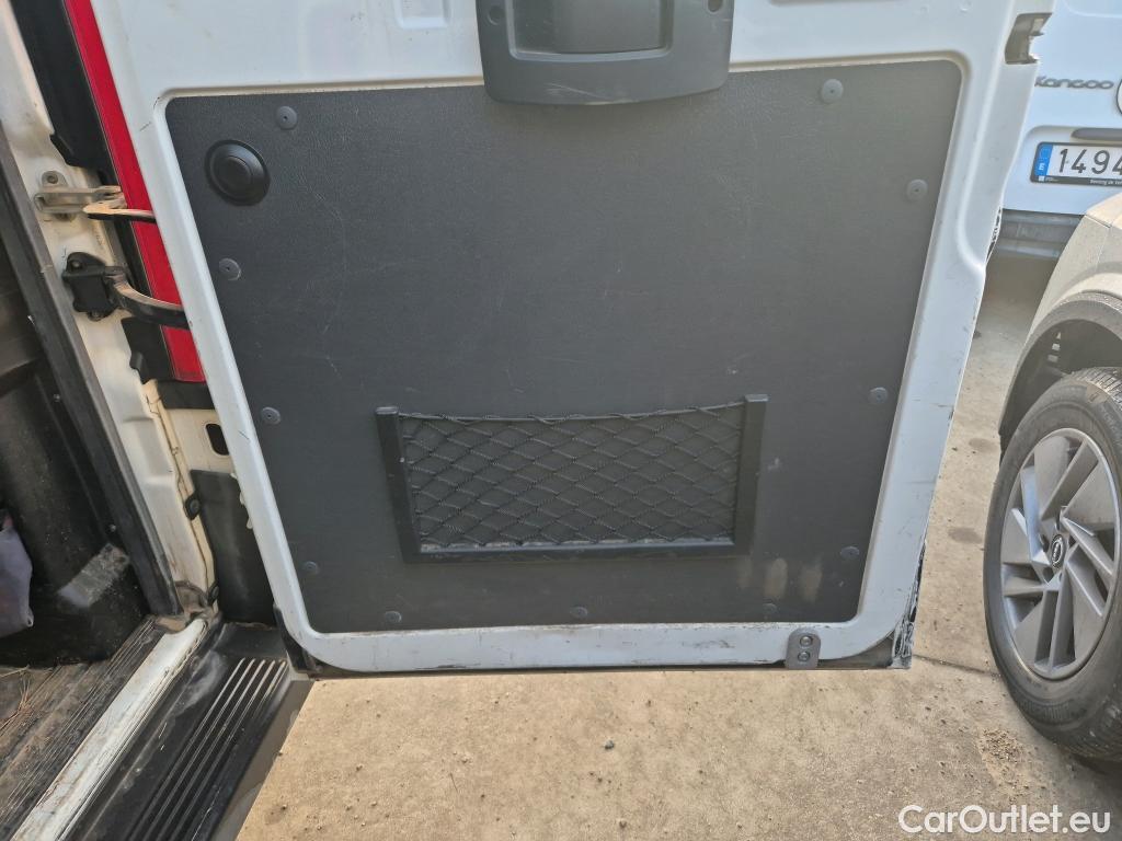  Citroen  Jumper CITROEN  / 2014 / 4P / combi BlueHDi 88KW (120CV) S&S Combi 33 L2H2 #26