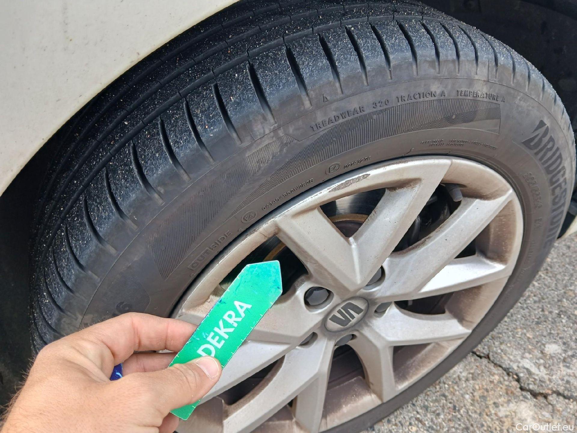  Seat  Leon SEAT Nuevo León / 2020 / 5P / familiar SP 2.0 TDI 85kW Style Go(SP) #31