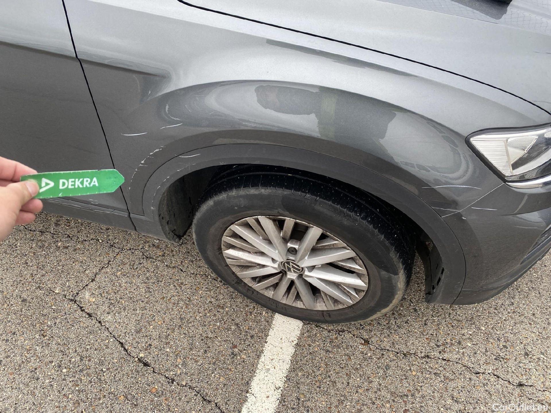  Volkswagen  T-ROC VOLKSWAGEN  / 2017 / 5P / todoterreno Edition 1.0 TSI 81kW (110CV) #6