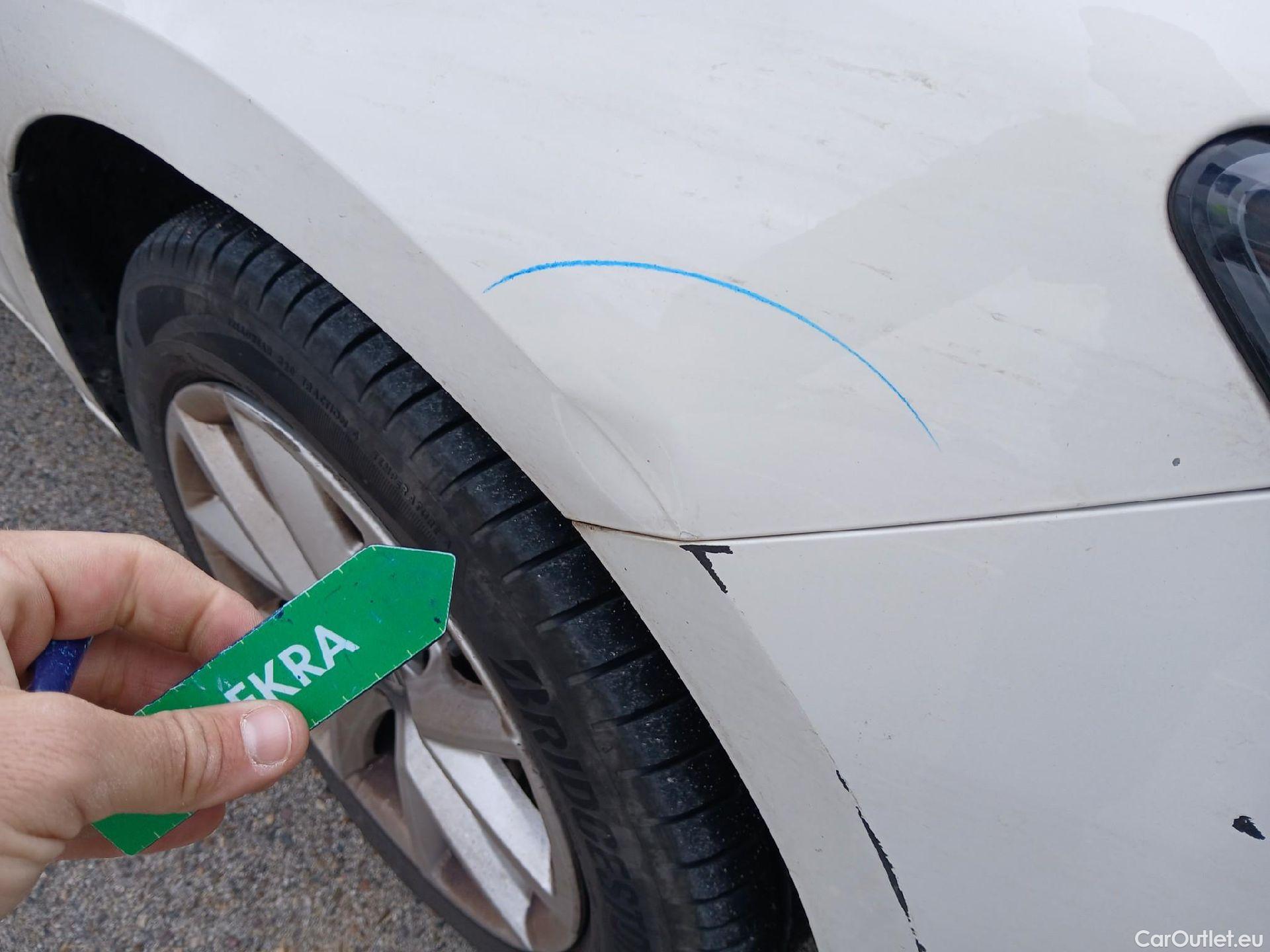  Seat  Leon SEAT Nuevo León / 2020 / 5P / familiar SP 2.0 TDI 85kW Style Go(SP) #11