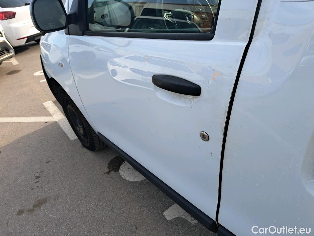  Dacia  Dokker DACIA  / 2013 / 4P / furgón derivado de turismo Van Essential Blue dCi 70kW (95CV) #19