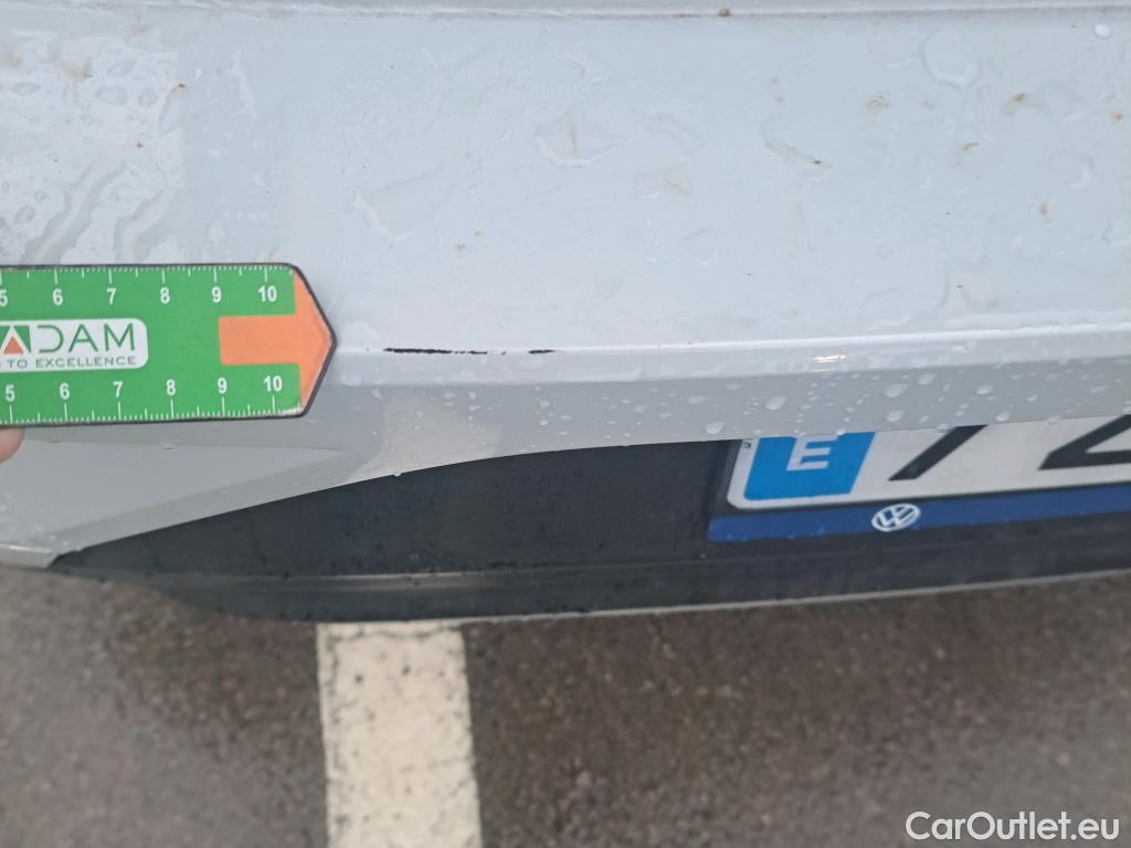  Volkswagen  T-ROC VOLKSWAGEN  / 2017 / 5P / todoterreno Sport 2.0 TDI 110kW (150CV) 4 Motion DSG #2