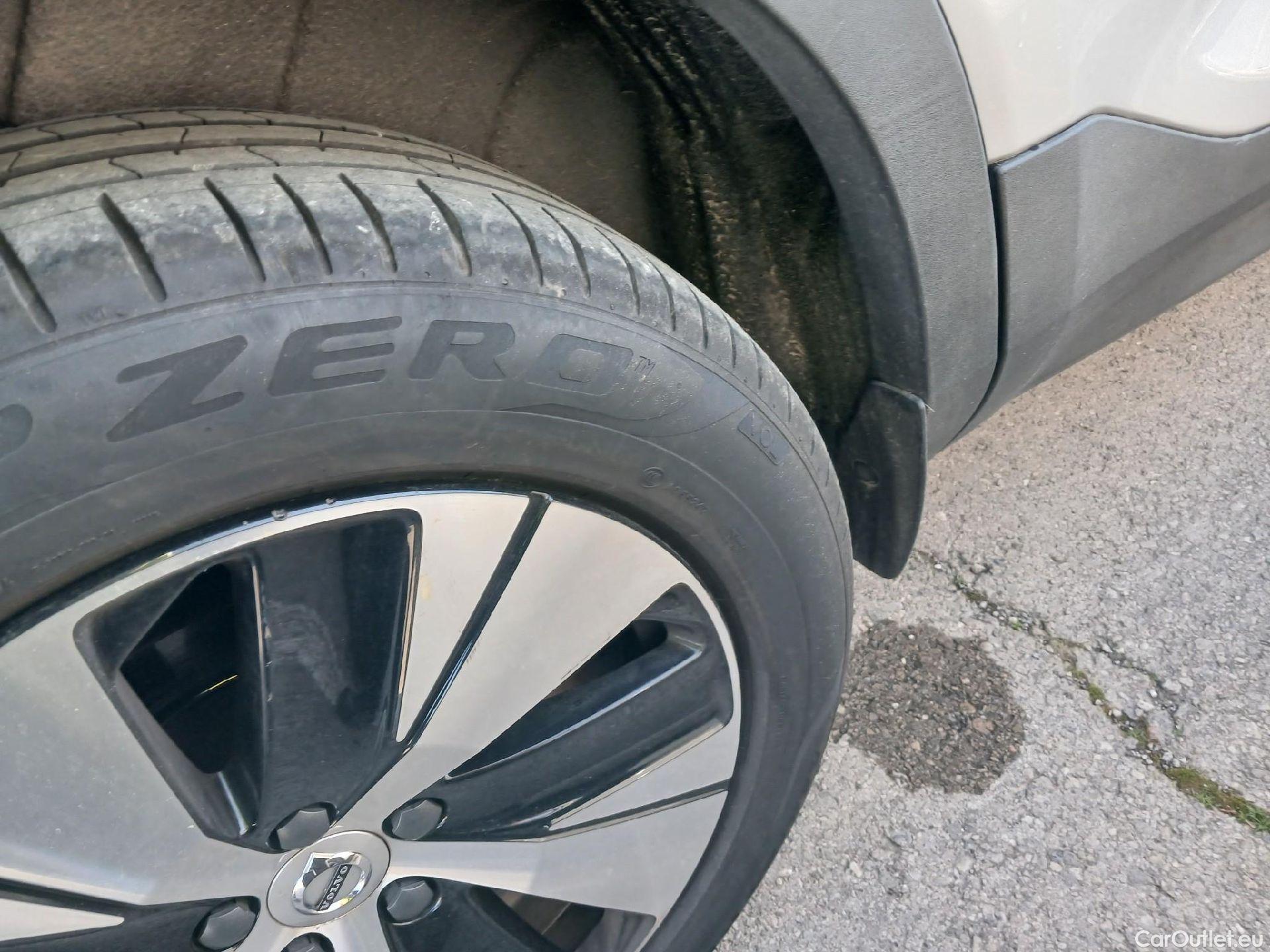  Volvo  XC 40 VOLVO XC40 / 2021 / 5P / todoterreno 1.5 T5 Twin Recharge Plus Dark Auto #22