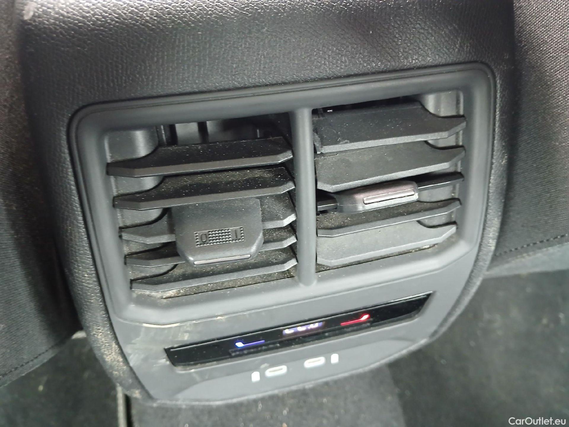  Seat  Leon SEAT Nuevo León / 2020 / 5P / familiar SP 2.0 TDI 85kW Style Go(SP) #2