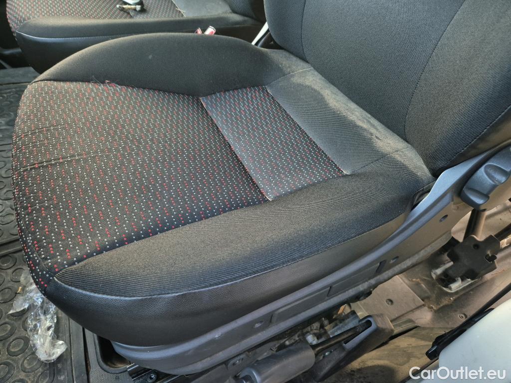  Citroen  Jumper CITROEN  / 2014 / 4P / combi BlueHDi 88KW (120CV) S&S Combi 33 L2H2 #5