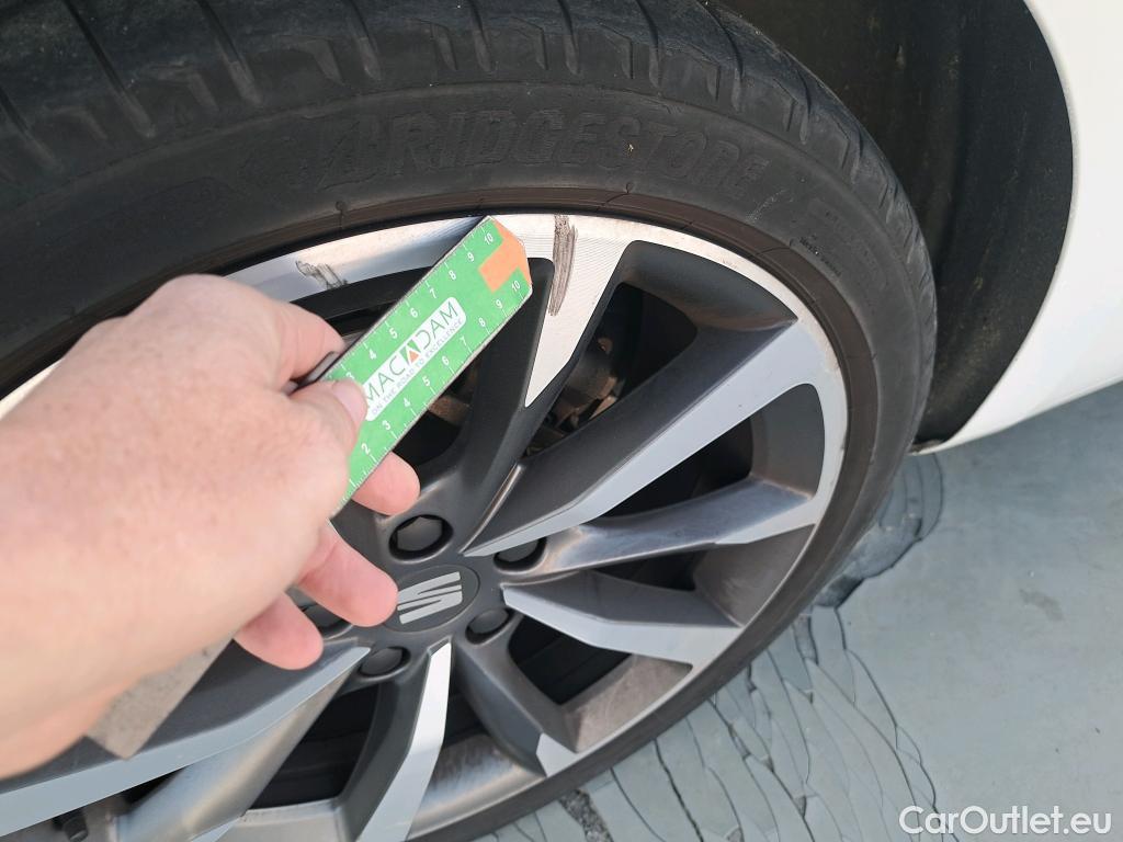  Seat  Leon SEAT Nuevo León / 2020 / 5P / familiar SP 2.0 TDI 110kW DSG S&S FR Go L(SP) #4