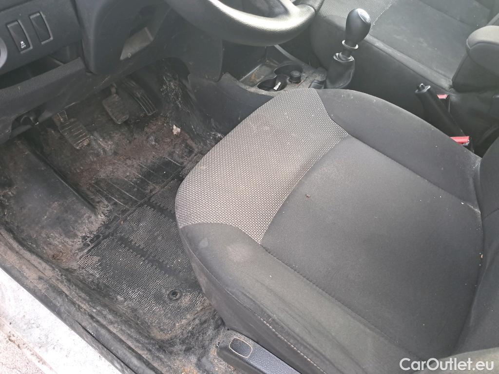  Dacia  Dokker DACIA  / 2013 / 4P / furgón derivado de turismo Van Essential Blue dCi 70kW (95CV) #33