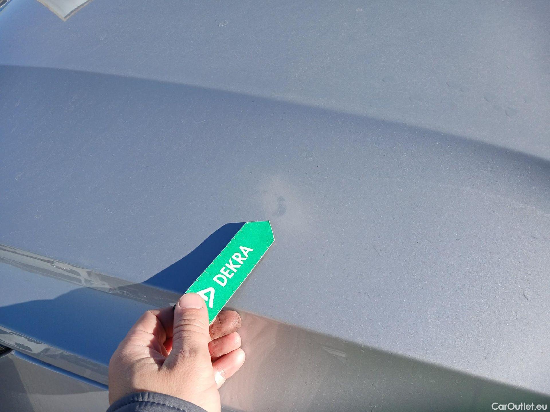  Volvo  XC 40 VOLVO XC40 / 2021 / 5P / todoterreno 1.5 T5 Twin Recharge Plus Dark Auto #26