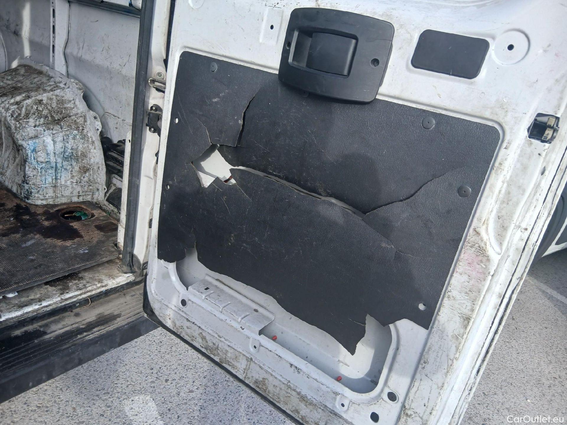  Fiat  Ducato FIAT  / 2014 / 4P / furgón Furgón 35 Medio 100kW Natural Power #4