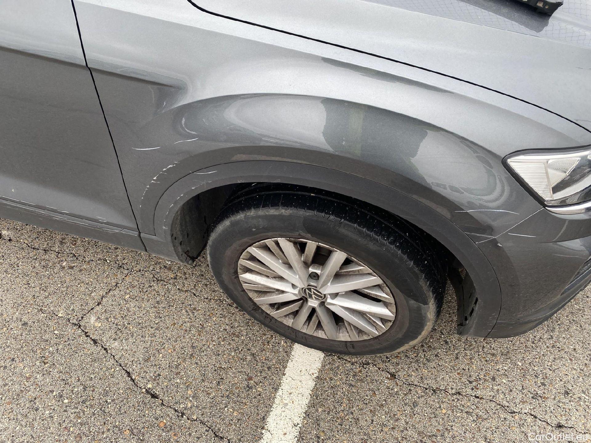  Volkswagen  T-ROC VOLKSWAGEN  / 2017 / 5P / todoterreno Edition 1.0 TSI 81kW (110CV) #7