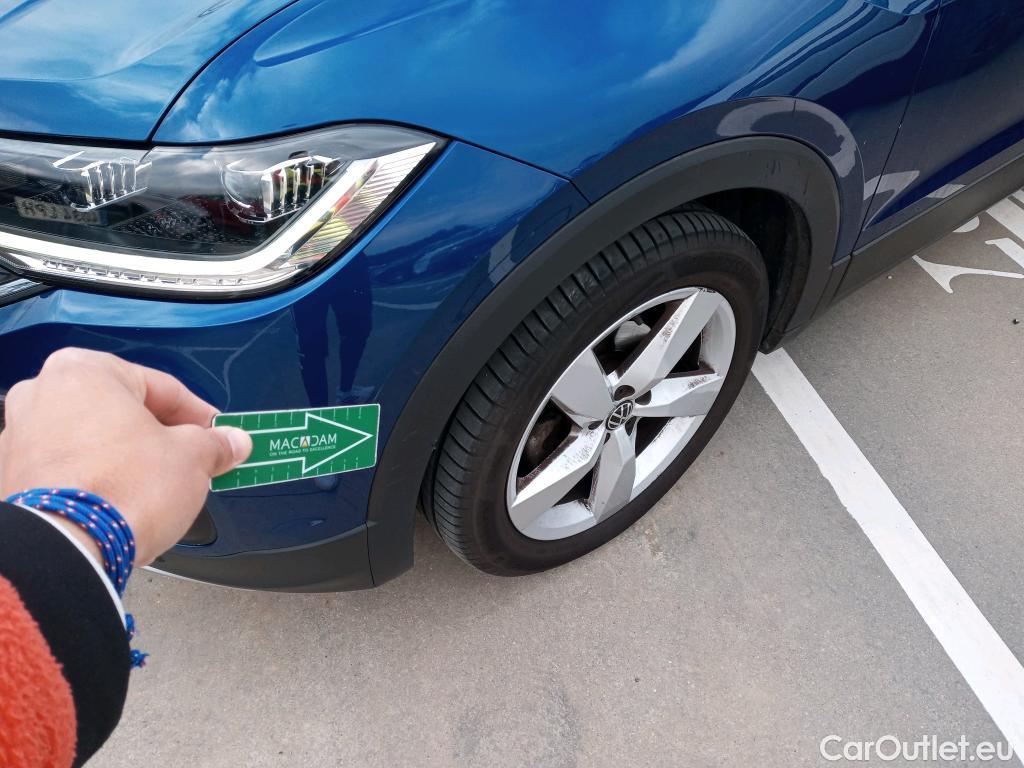  Volkswagen  T-CROSS VOLKSWAGEN  / 2018 / 5P / todoterreno Sport 1.5 TSI 110kW (150CV) DSG #31