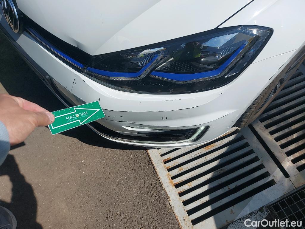  Volkswagen  Golf  VOLKSWAGEN / 2016 / 5P / berlina con portón e-ePower 110 kW (136CV) #16