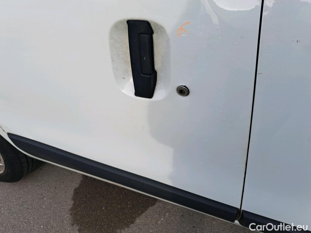  Dacia  Dokker DACIA  / 2013 / 4P / furgón derivado de turismo Van Essential Blue dCi 70kW (95CV) #25