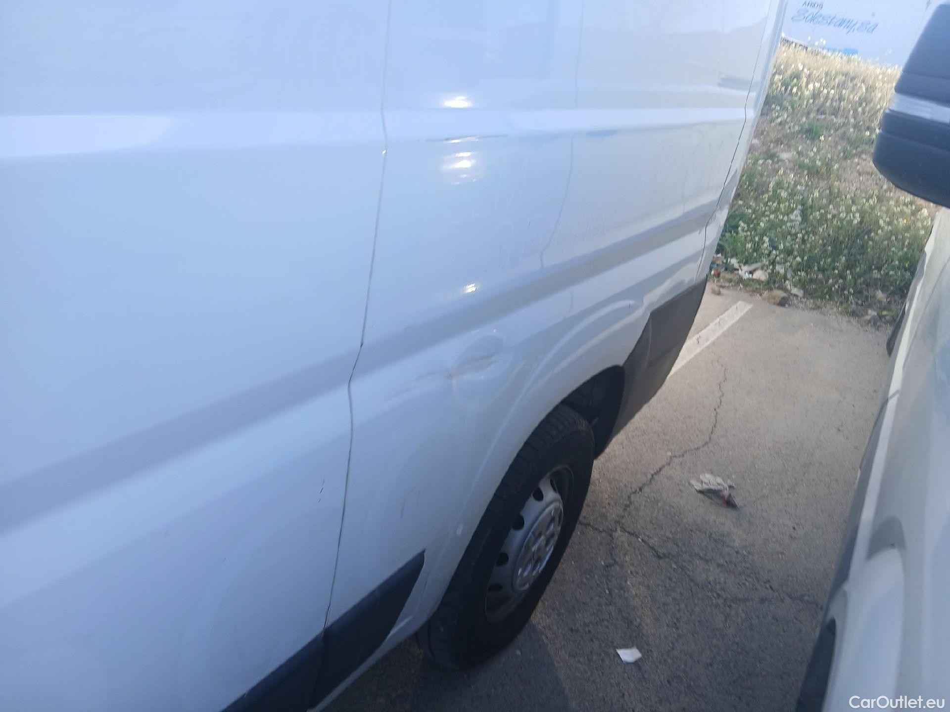  Citroen  Jumper CITROEN  / 2014 / 4P / furgón BlueHDi 88KW (120CV) Furgón 35L2H2 #13