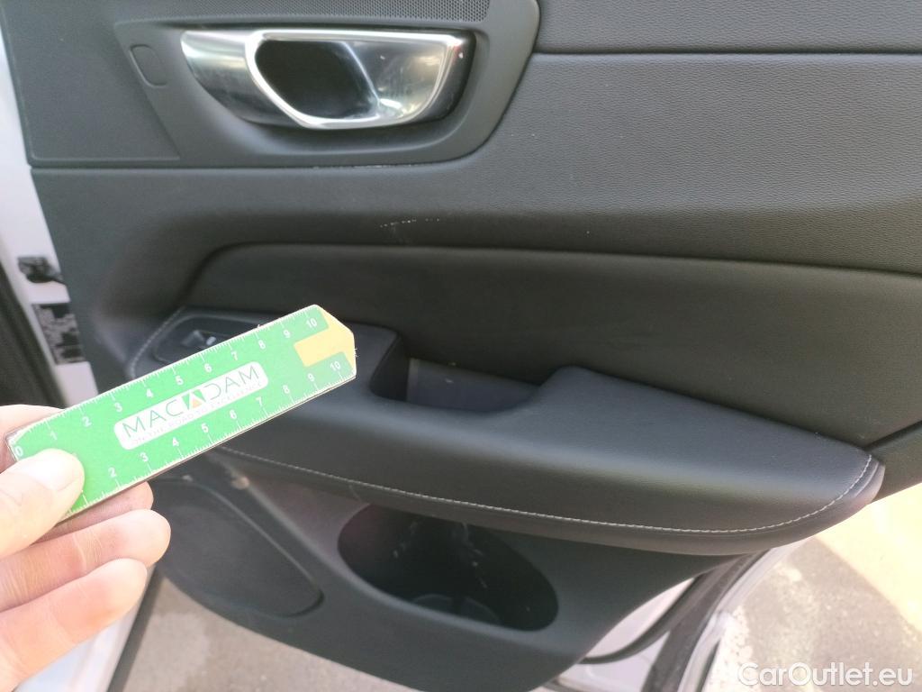  Volvo  XC60 VOLVO  / 2017 / 5P / todoterreno 2.0 B5 D5 AWD Inscription Auto #3