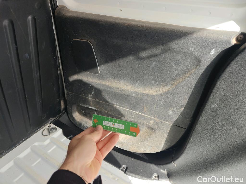  Opel  Combo OPEL  / 2018 / 3P / furgón derivado de turismo 1.5 TD 75kW (100CV) Express L H1 650kg (AC) #51