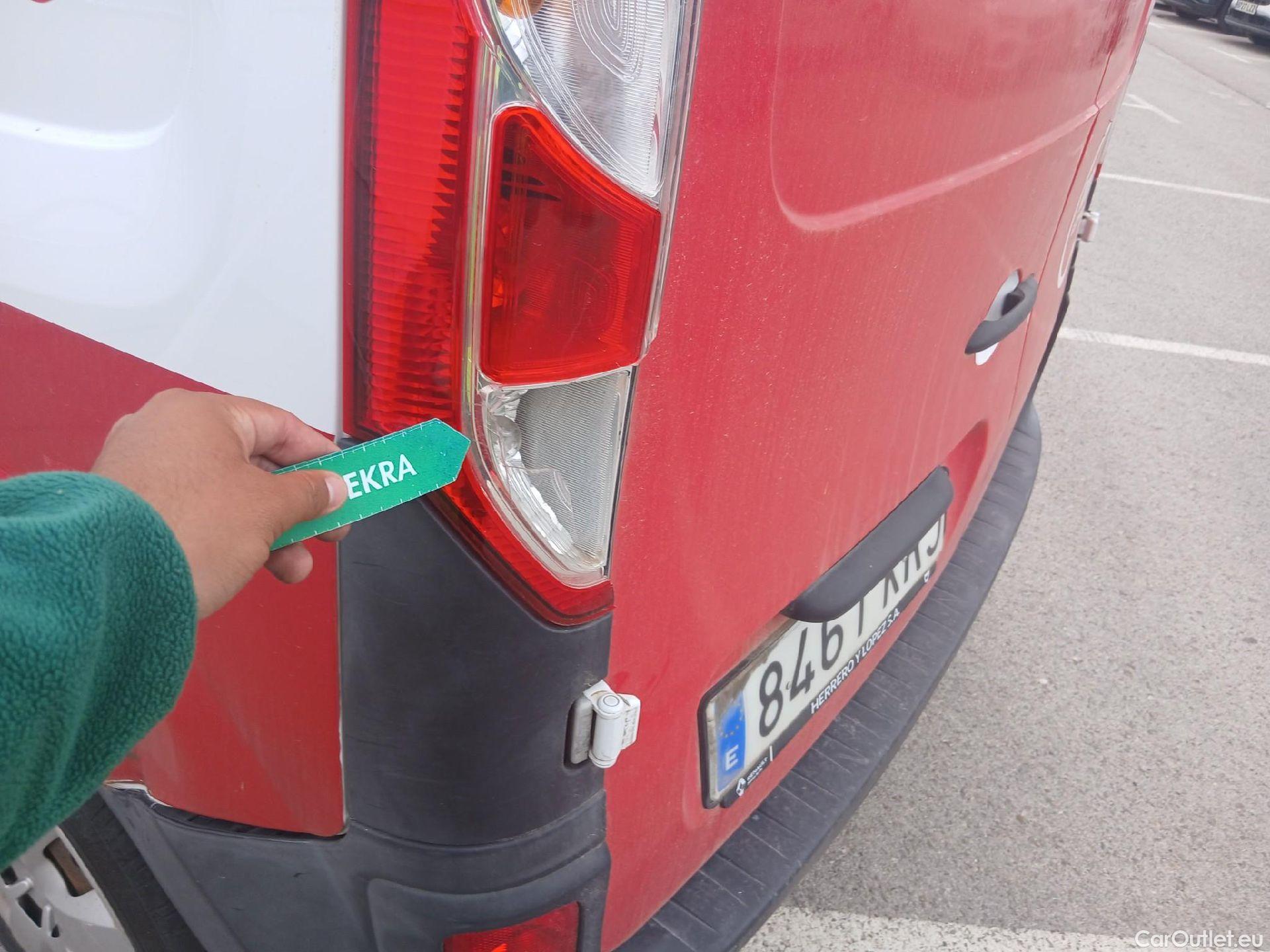  Renault  Kangoo RENAULT  Z.E./2013/3P/furgón derivado de turismo Z.E. #35