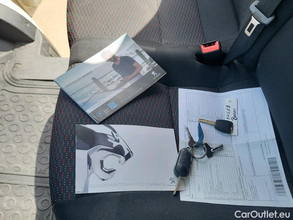  Peugeot  Boxer PEUGEOT  / 2014 / 4P / furgón Pack 330 L1 H1 BHDI 88kW(120CV) S&S 6 V. #27