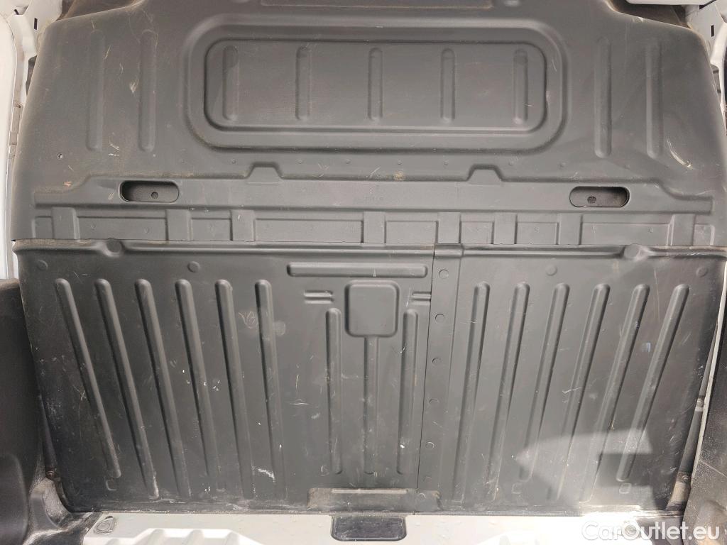  Opel  Combo OPEL  / 2018 / 3P / furgón derivado de turismo 1.5 TD 75kW (100CV) Express L H1 650kg (AC) #20