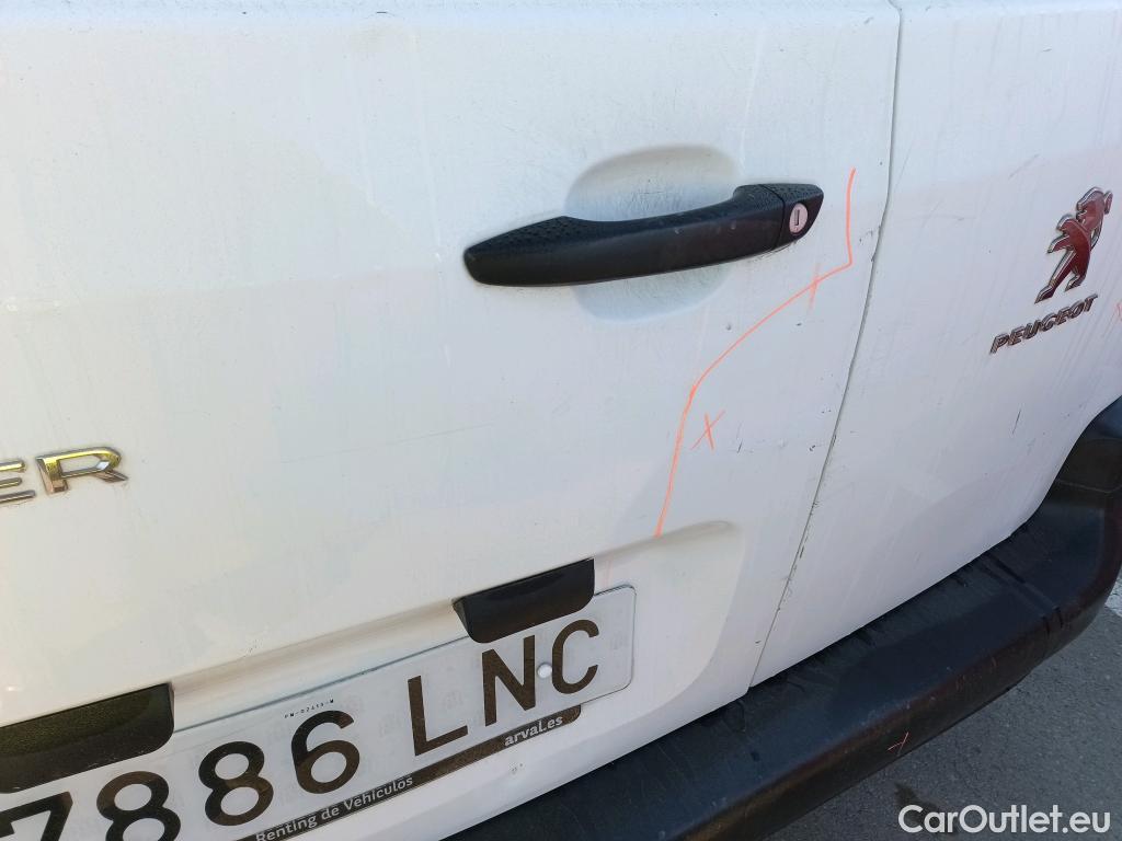  Peugeot  Partner PEUGEOT  / 2018 / 3P / furgón derivado de turismo Pro Standard 600kg BlueHDi 73kW (AC) #16