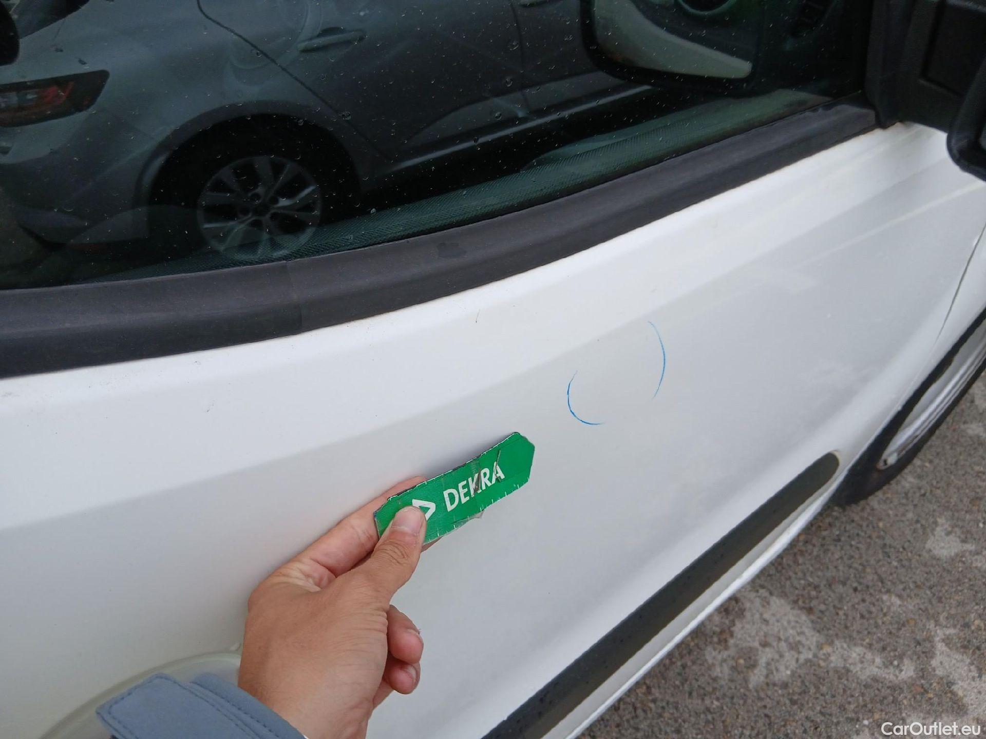  Peugeot  Partner PEUGEOT  / 2015 / 4P / combi TEPEE Access 1.6i 16v 72KW (98CV) #43