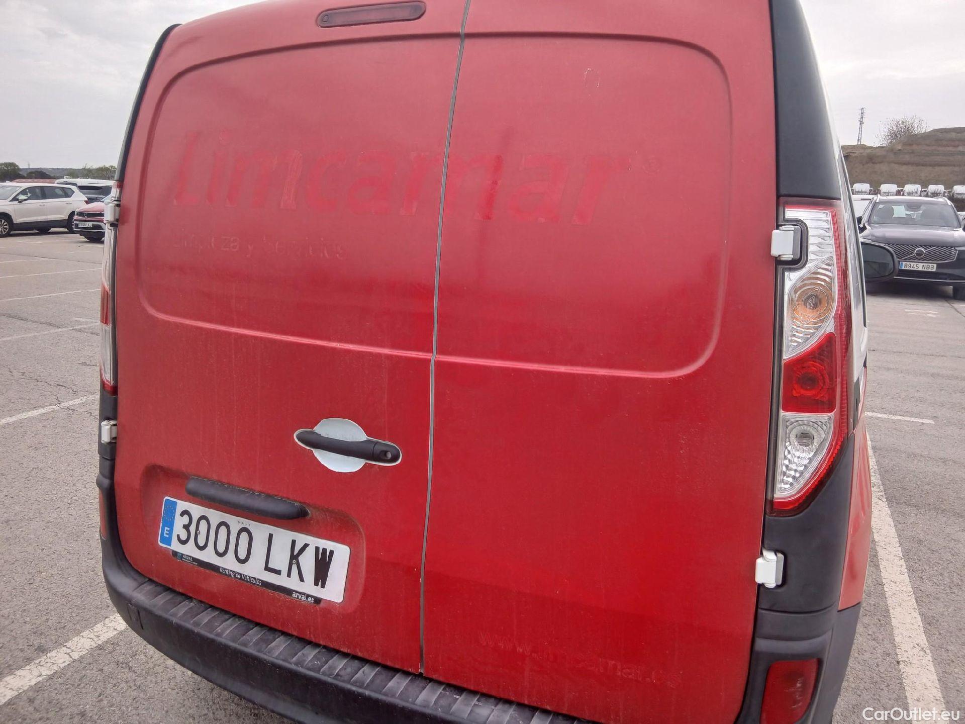  Renault  Kangoo RENAULT  Furgón/2013/3P/furgón derivado de turismo Profesional Blue dCi 70kW (95CV) #28