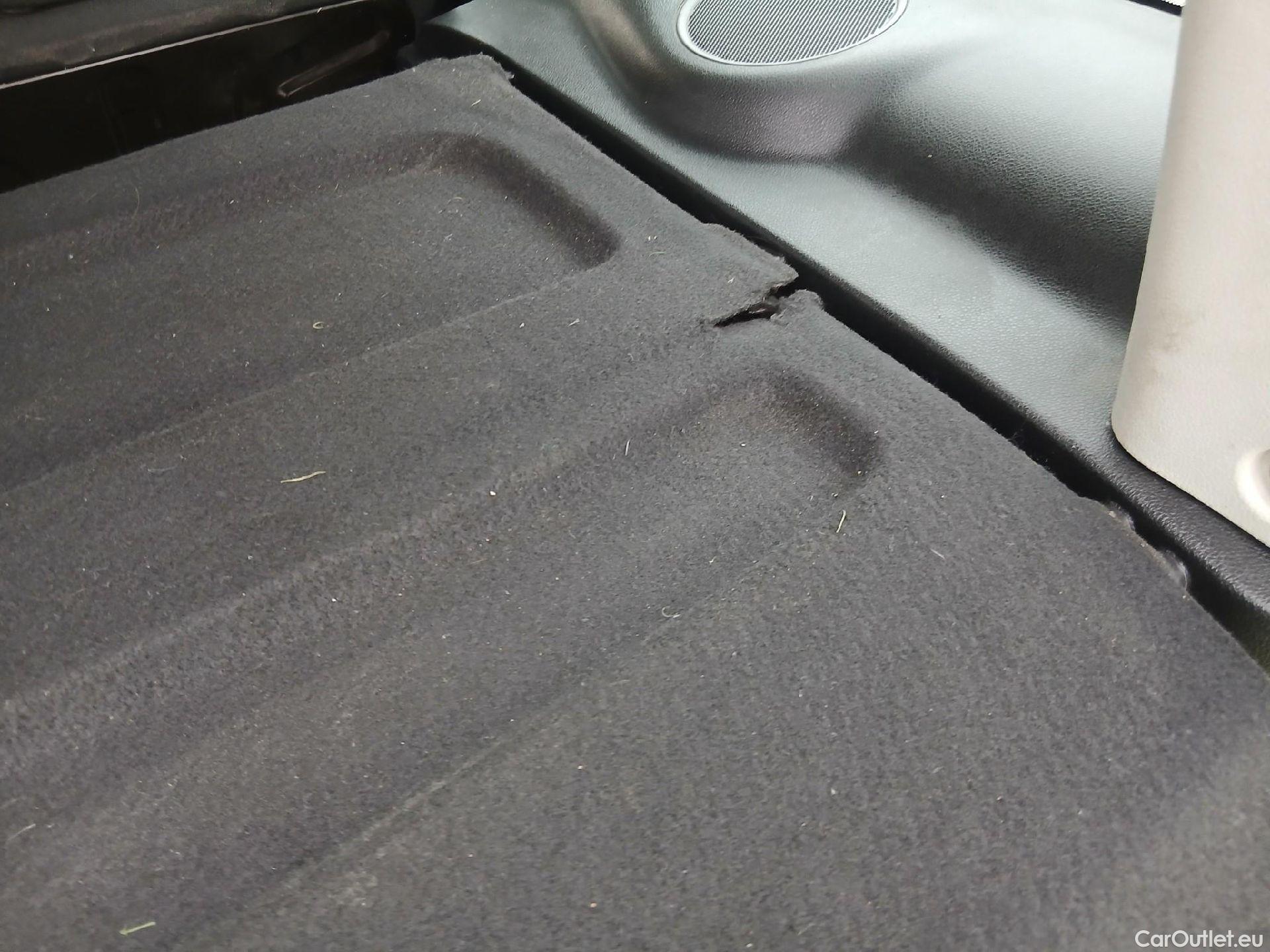  Peugeot  Partner PEUGEOT  / 2015 / 4P / combi TEPEE Access 1.6i 16v 72KW (98CV) #32