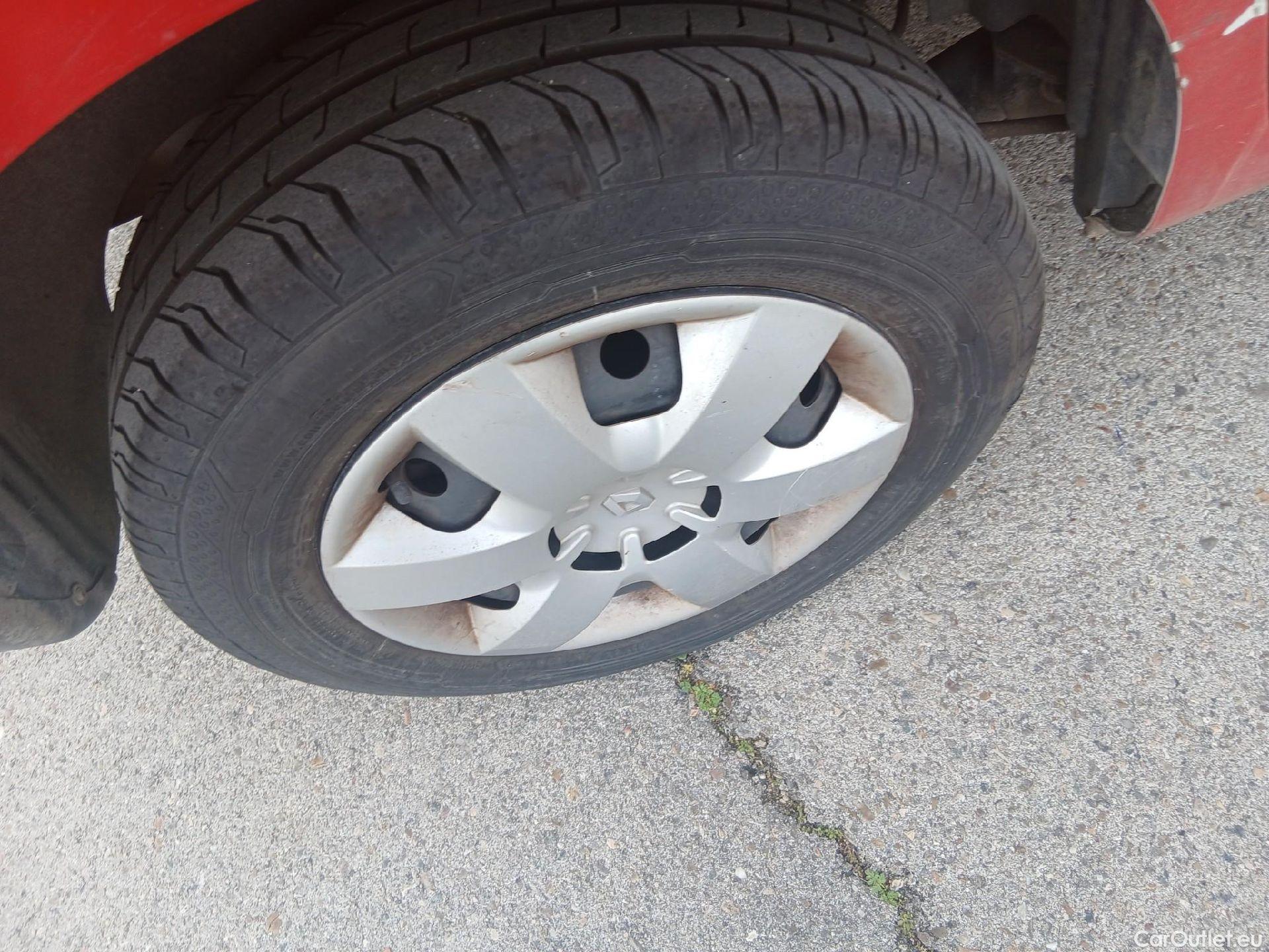  Renault  Kangoo RENAULT  Z.E./2013/3P/furgón derivado de turismo Z.E. #44