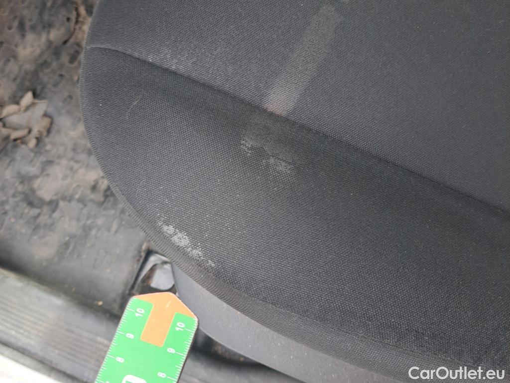  Fiat  Fiorino FIAT  / 2016 / 4P / furgón derivado de turismo Cargo SX N1 1.3 MJet 70 kW (95 CV) #40