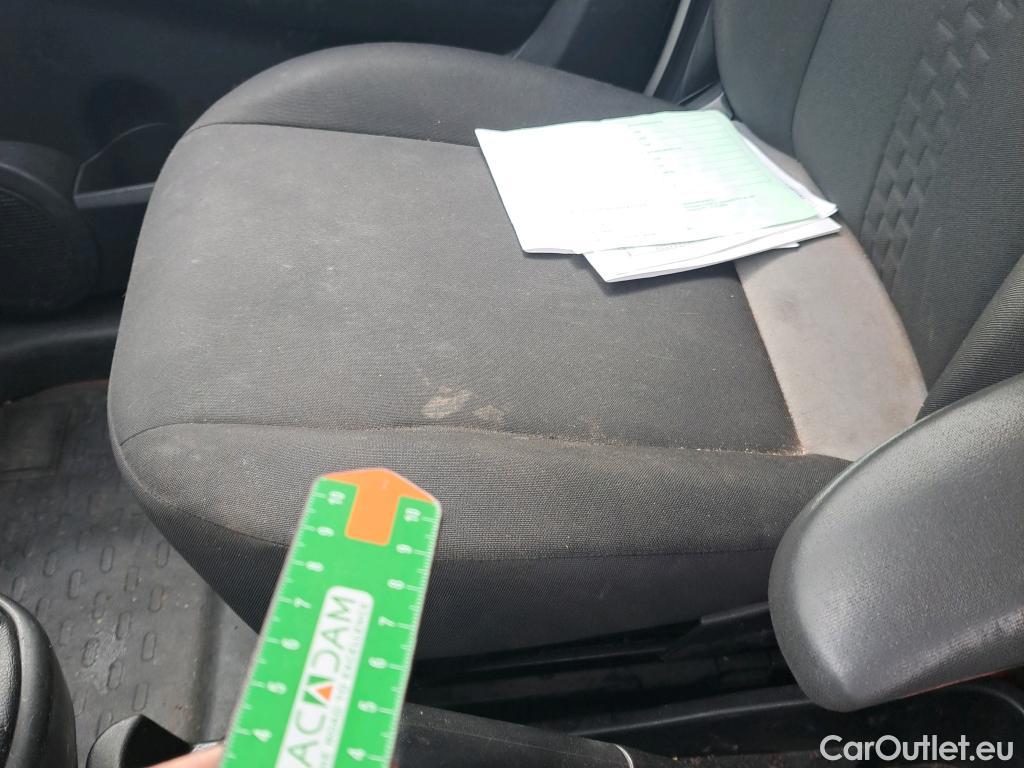  Fiat  Fiorino FIAT  / 2016 / 4P / furgón derivado de turismo Cargo SX N1 1.3 MJet 70 kW (95 CV) #42