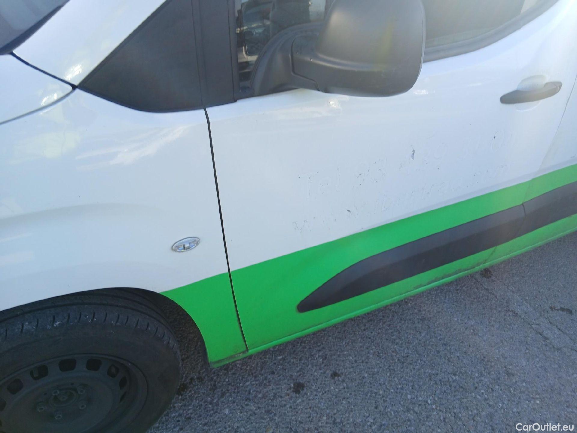  Toyota  Proace TOYOTA  City/2020/4P/furgón derivado de turismo 1.5D 75kW (100CV) GX 650kg Media #12