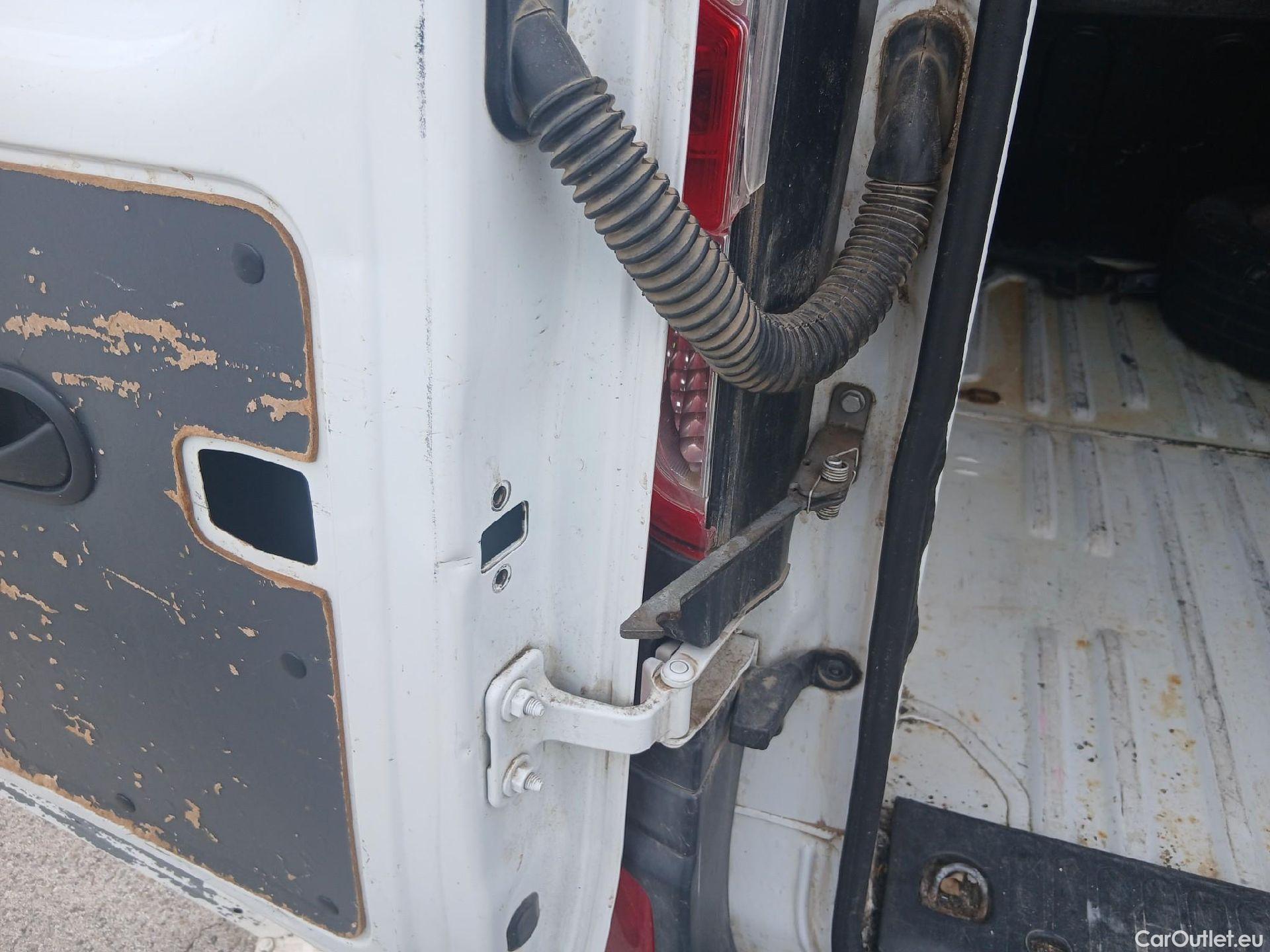  Renault  Kangoo RENAULT  Z.E./2013/3P/furgón derivado de turismo Z.E. #12