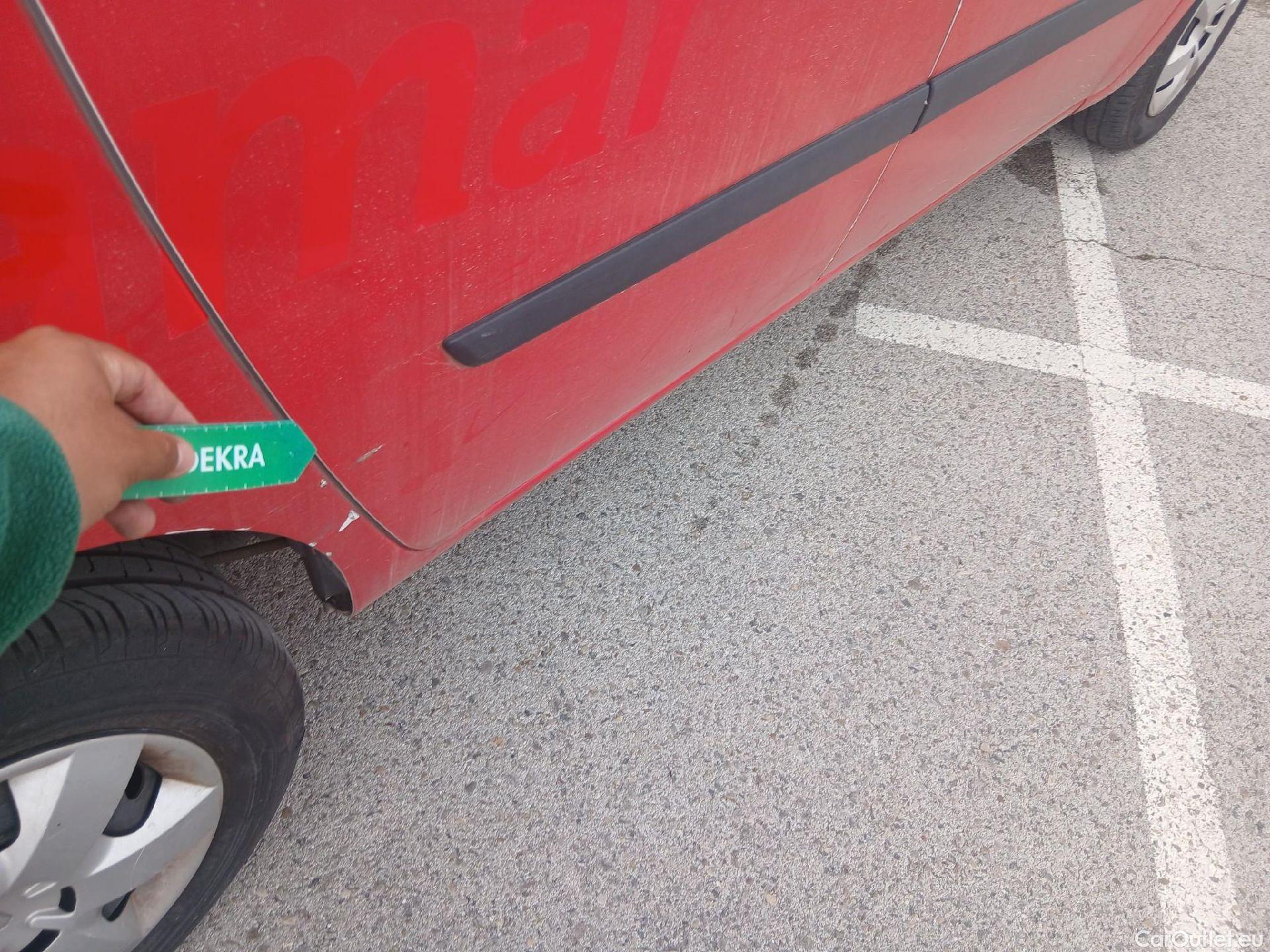  Renault  Kangoo RENAULT  Z.E./2013/3P/furgón derivado de turismo Z.E. #43