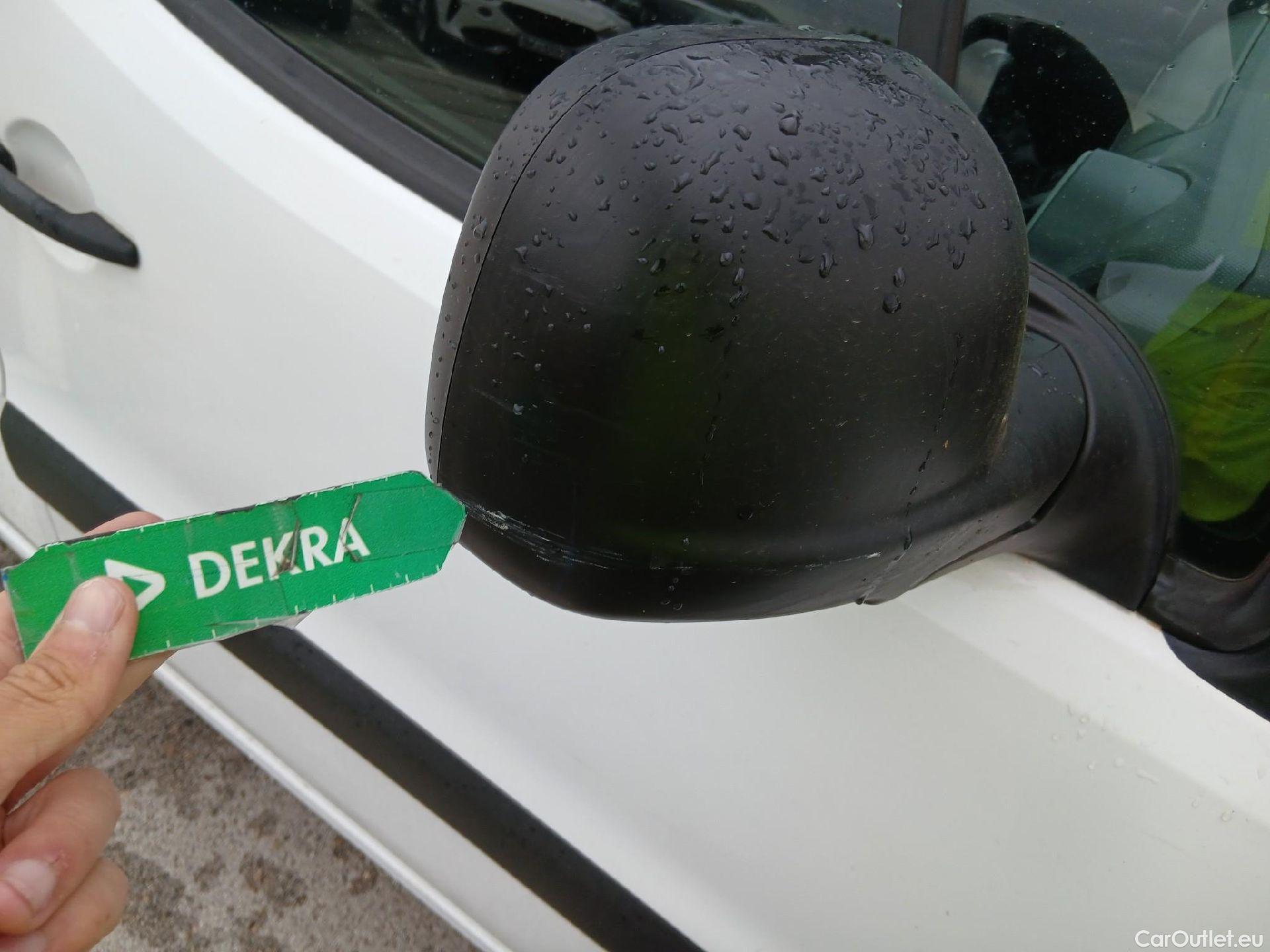  Peugeot  Partner PEUGEOT  / 2015 / 4P / combi TEPEE Access 1.6i 16v 72KW (98CV) #42