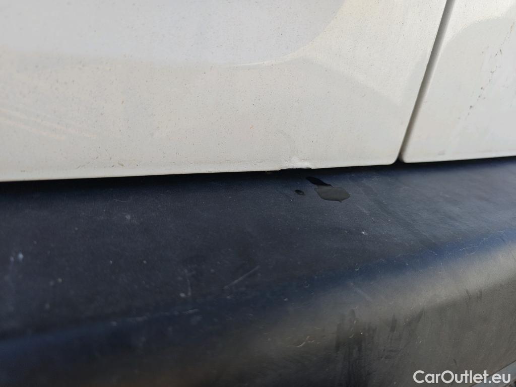  Opel  Combo OPEL  / 2018 / 3P / furgón derivado de turismo 1.6 TD S/S 74kW (100CV) Express L H1 650 #23