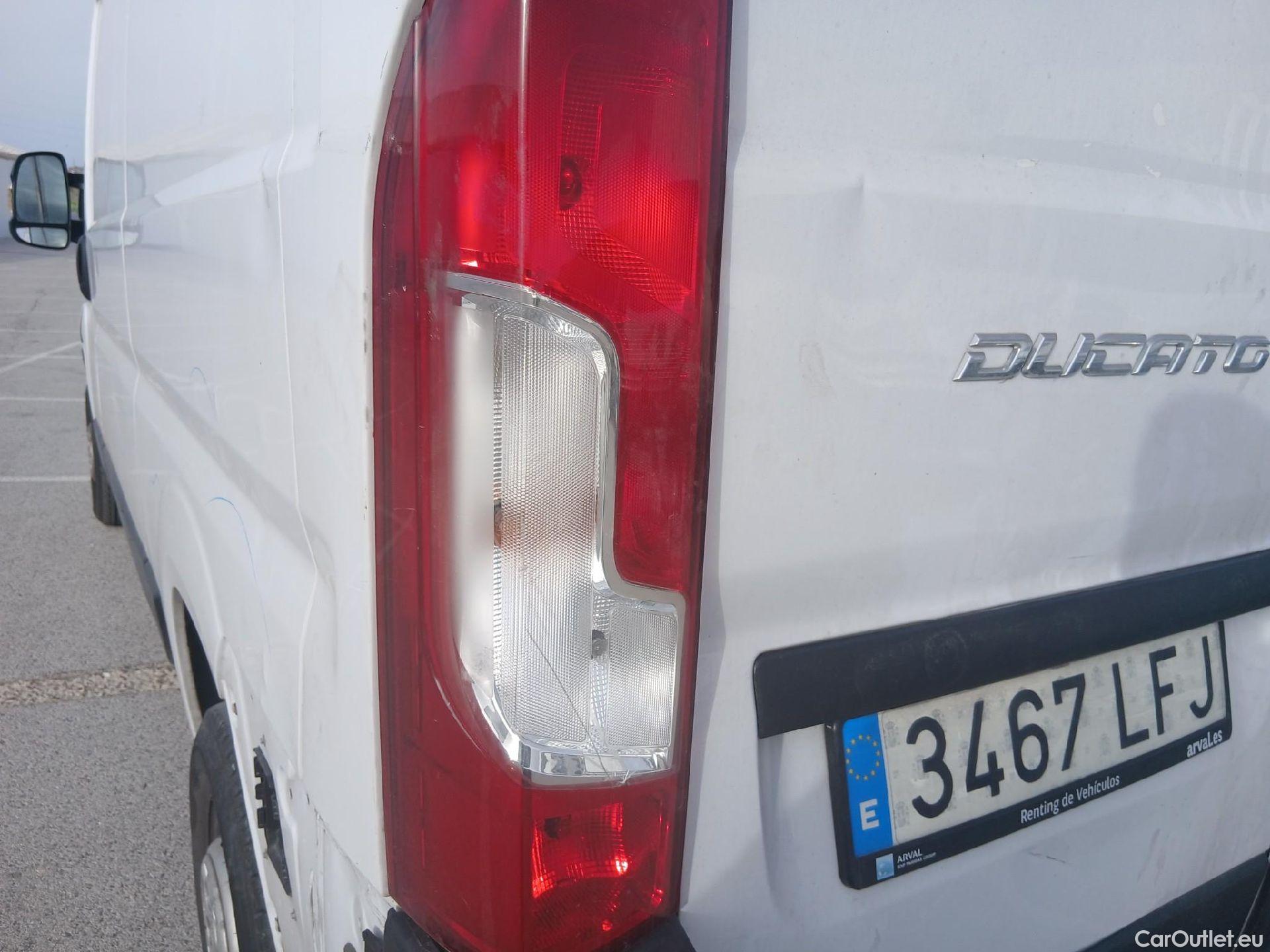  Fiat  Ducato FIAT  / 2014 / 4P / furgón Furgón 35 Medio 100kW Natural Power #44