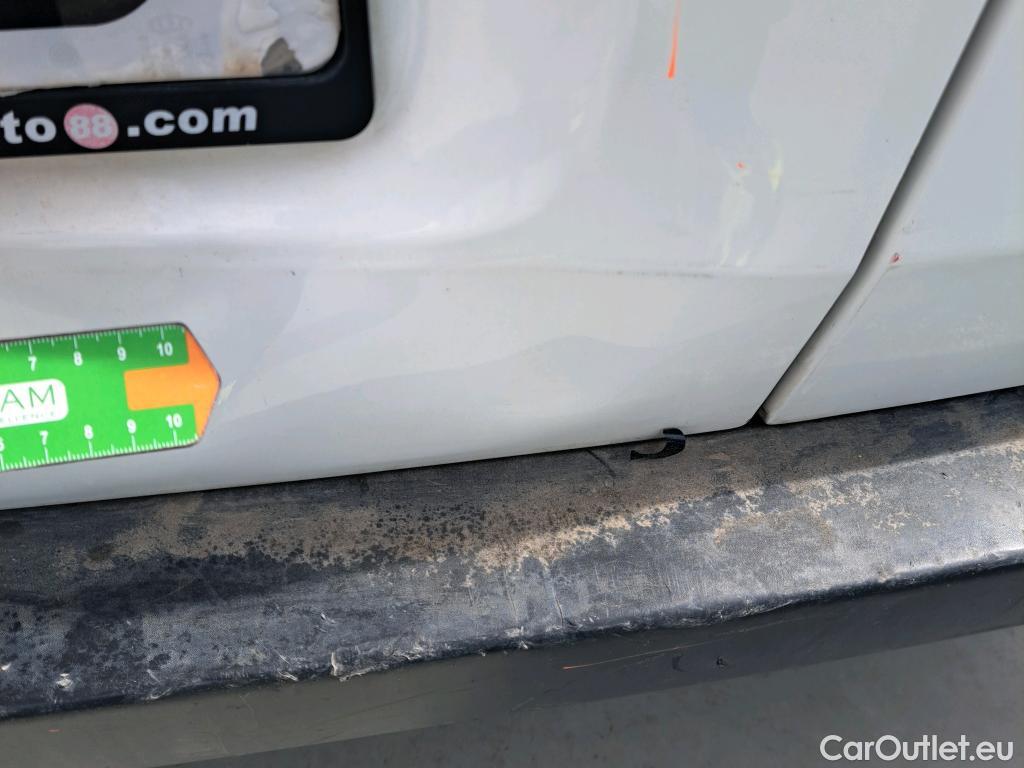  Fiat  Fiorino FIAT  / 2016 / 4P / furgón derivado de turismo Cargo SX N1 1.3 MJet 70 kW (95 CV) #16