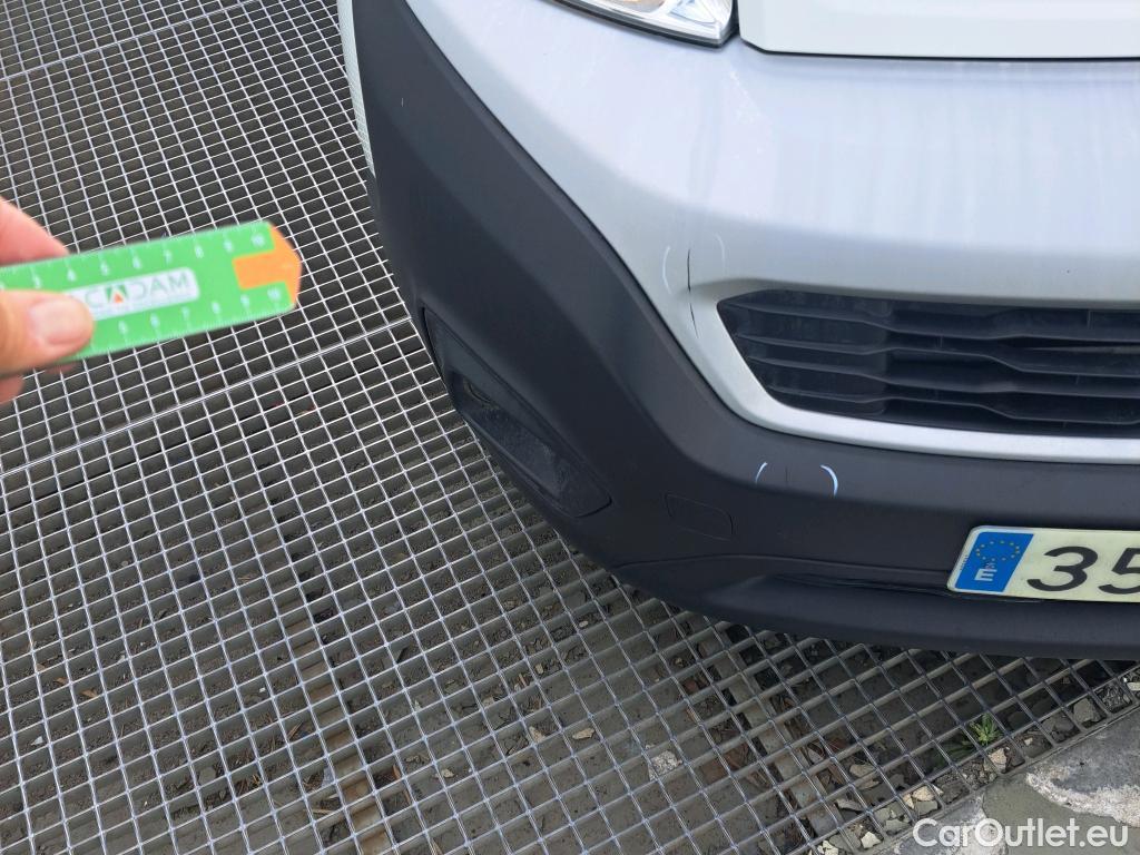  Fiat  Fiorino FIAT  / 2016 / 4P / furgón derivado de turismo Cargo SX N1 1.3 MJet 70 kW (95 CV) #50